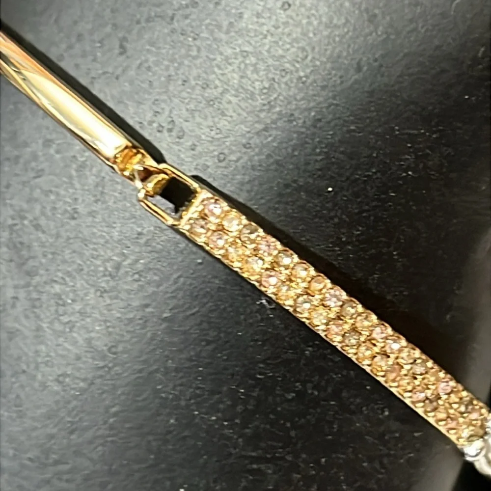 COACH LOGO GOLD TONE C HINGED BANGLE BRACELET With CRYSTALS NWOT - Picture 3 of 5